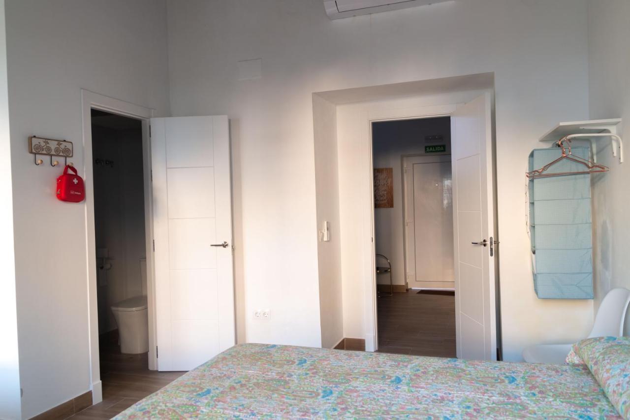 Apartamentos El Alcazar De Jerez Jerez de la Frontera Exteriör bild